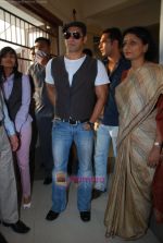 Salman Khan promotes Veer at college fest in Jamnabai, Mumbai on 4th Jan 2010 (34).JPG